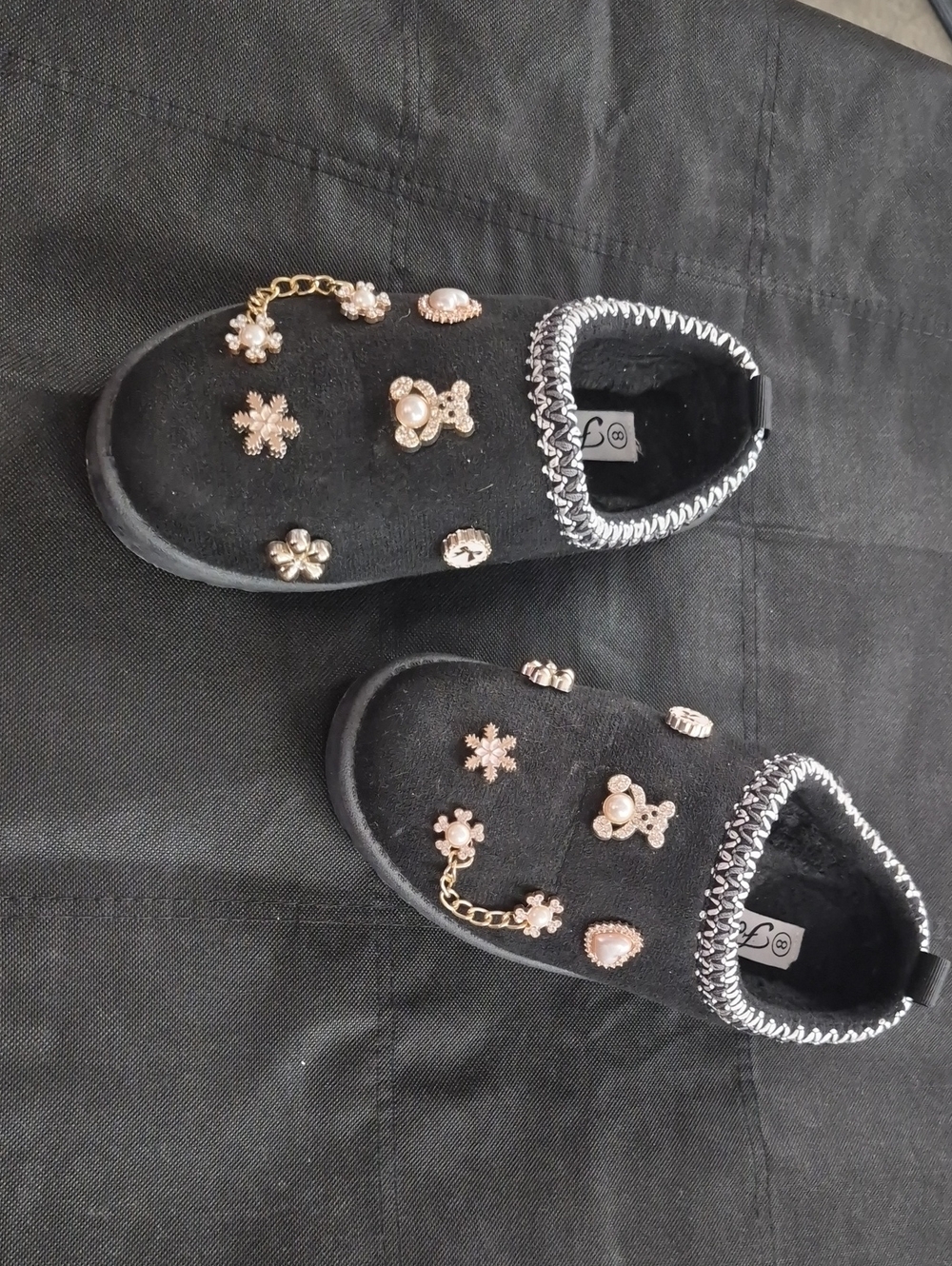 Embellished Black Slippers